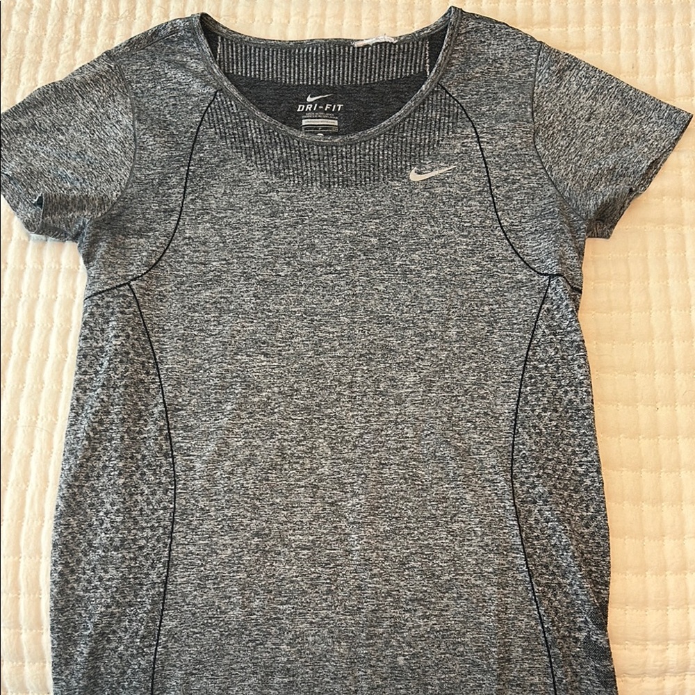 Nike Women's Heathered Gray Dri-FIT Tee